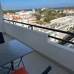 Casa Leo